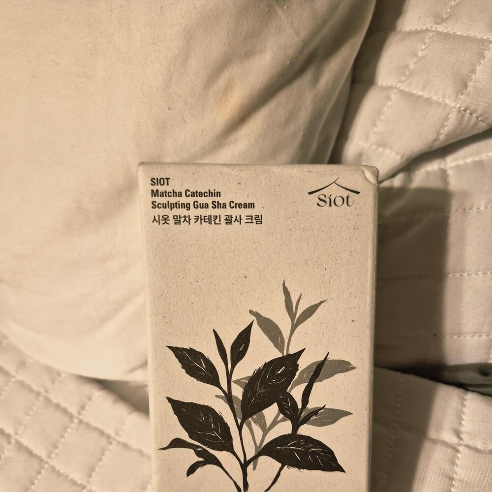 Siot Matcha Catechin Sculpting Gua Sha Cream